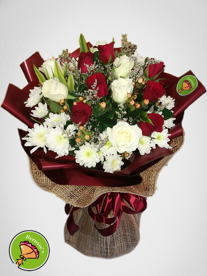 red and white roses, rose bouquet, elegant bouquet