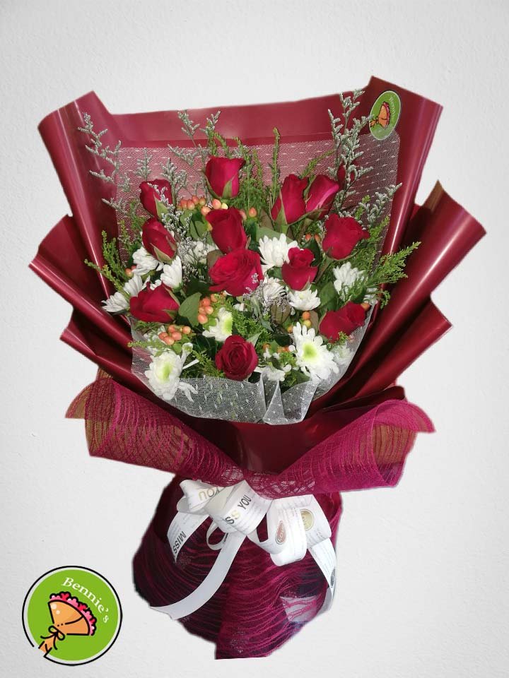 red roses, red rose bouquet, rose bouquet, bennies flowers, red wrap rose bouquet, red wrap bouquet, laguna flowers, laguna delivery